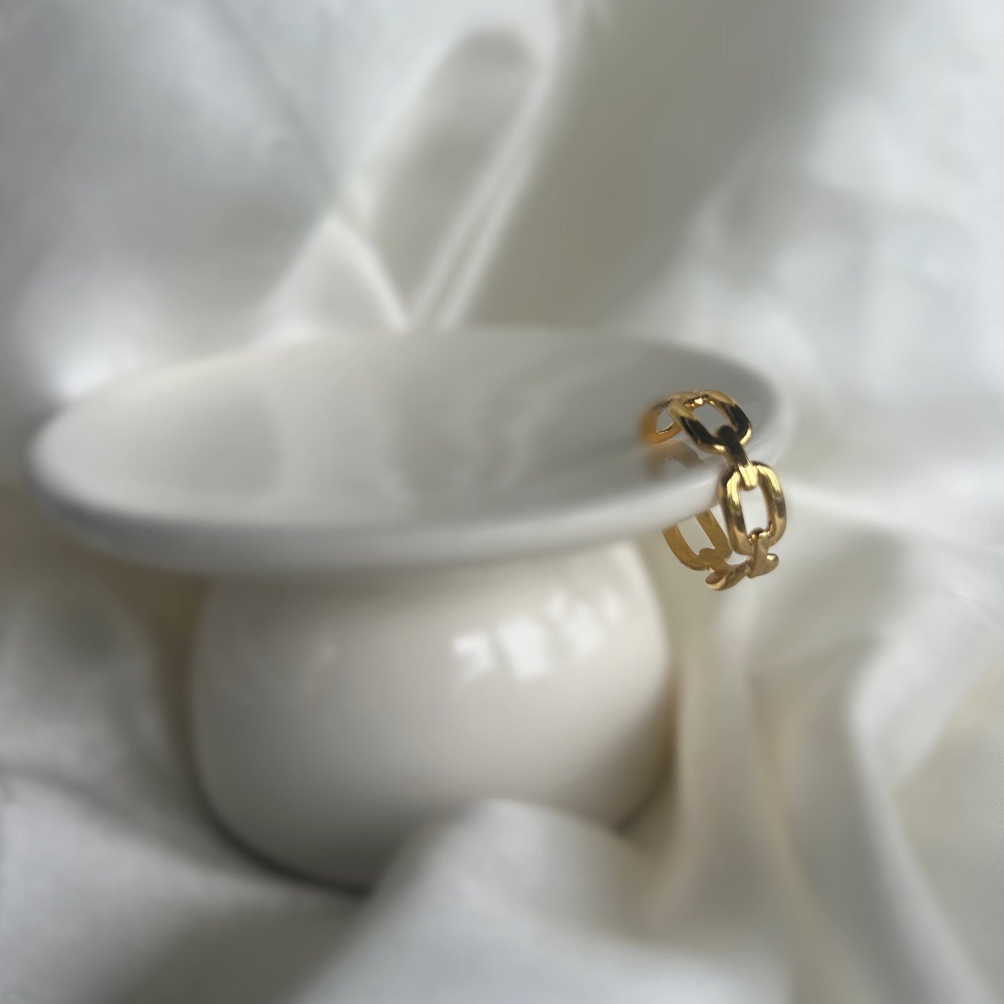 The Link Ring