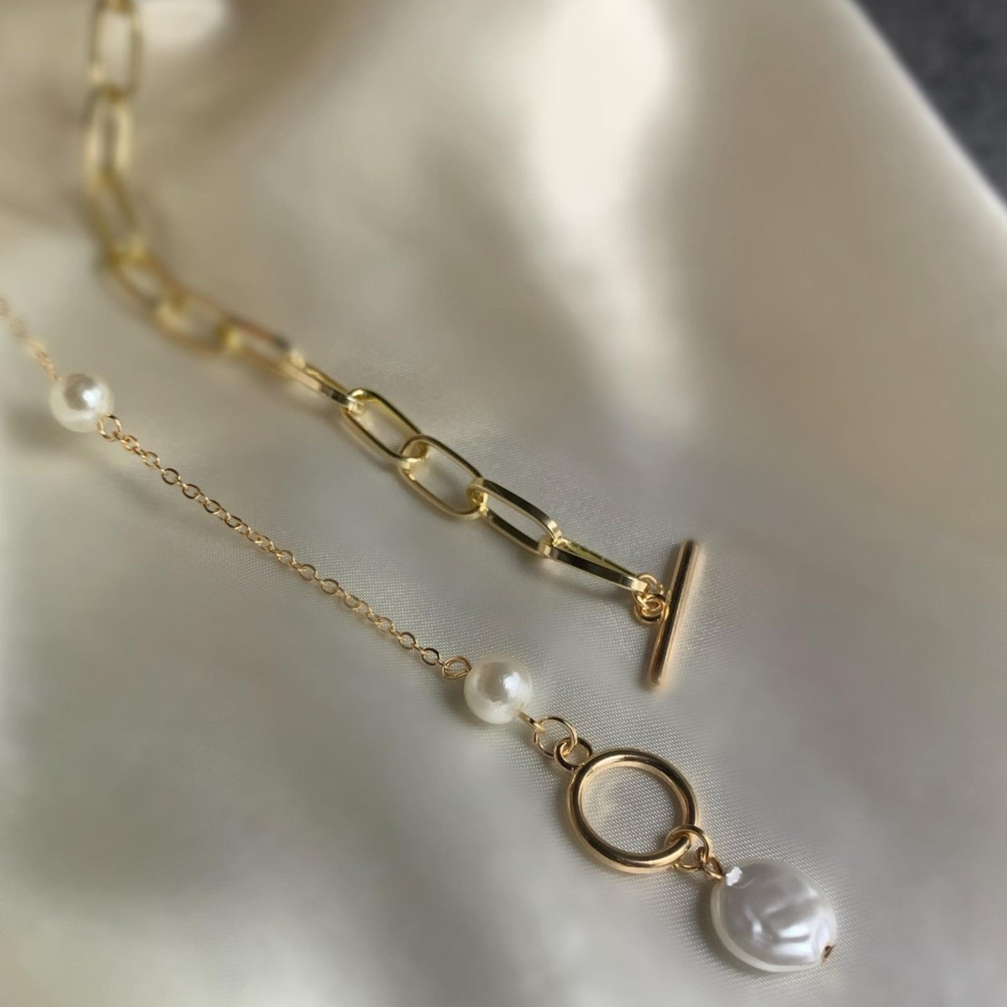 Golden Links